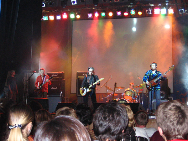 Группа Чайф, концерт в Туле 23 октября 2006 года. Фото из нашего личного архива.