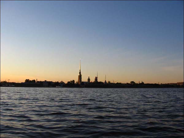 Экскурсия по каналам Петербурга - вид на Петропавловскую крепость