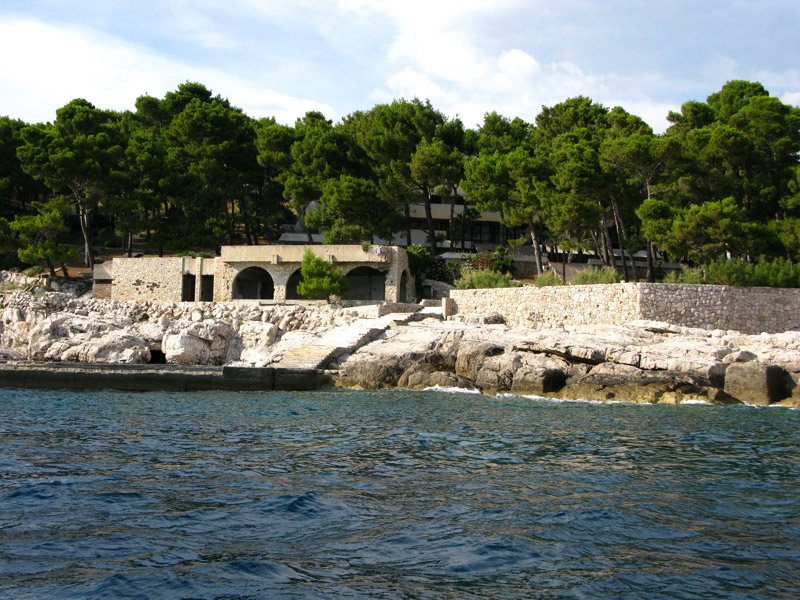 Купари со стороны моря, дача президента Югославии Тито