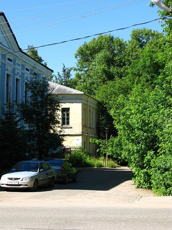 Вышний Волочек, бывший центральный вход в бывший городской сад