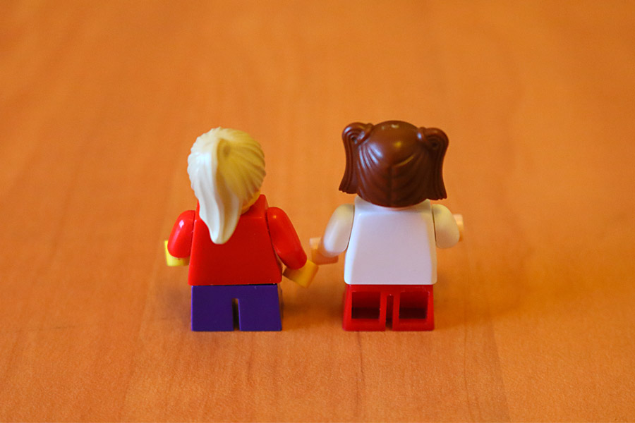 Детские фигурки Lego и Sluban